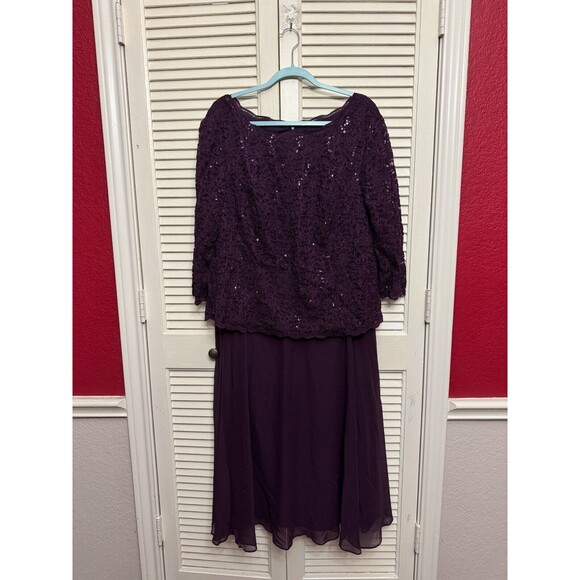Alex Evenings Plus Tea-Length Dress with Sequin Lace Bodice & Chiffon Size 22W